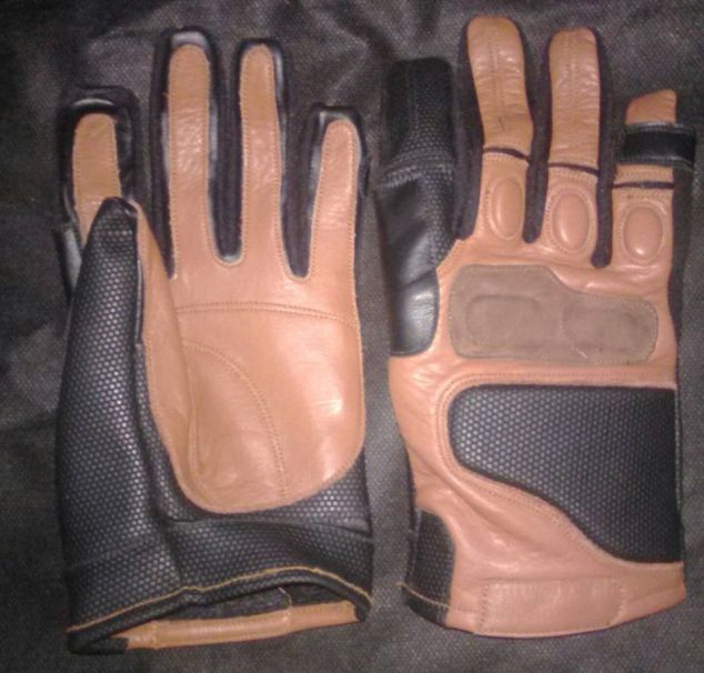 starlord-gloves-new-proto_zpseh09wvla.jpg