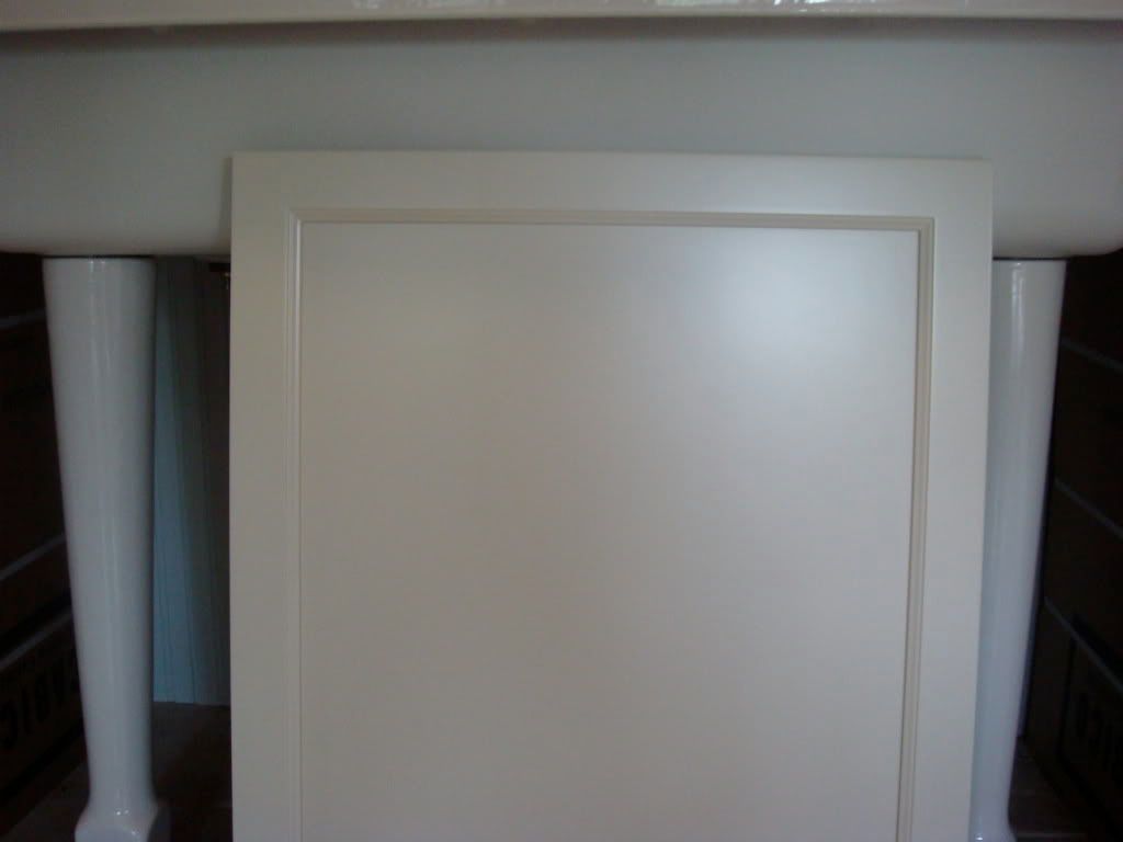 BM Ivory White or Cloud White