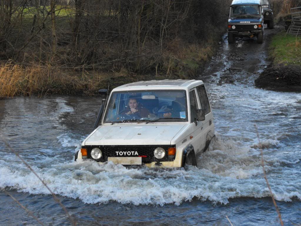 Difflock :: View topic - daihatsu engine in a landcruiser?