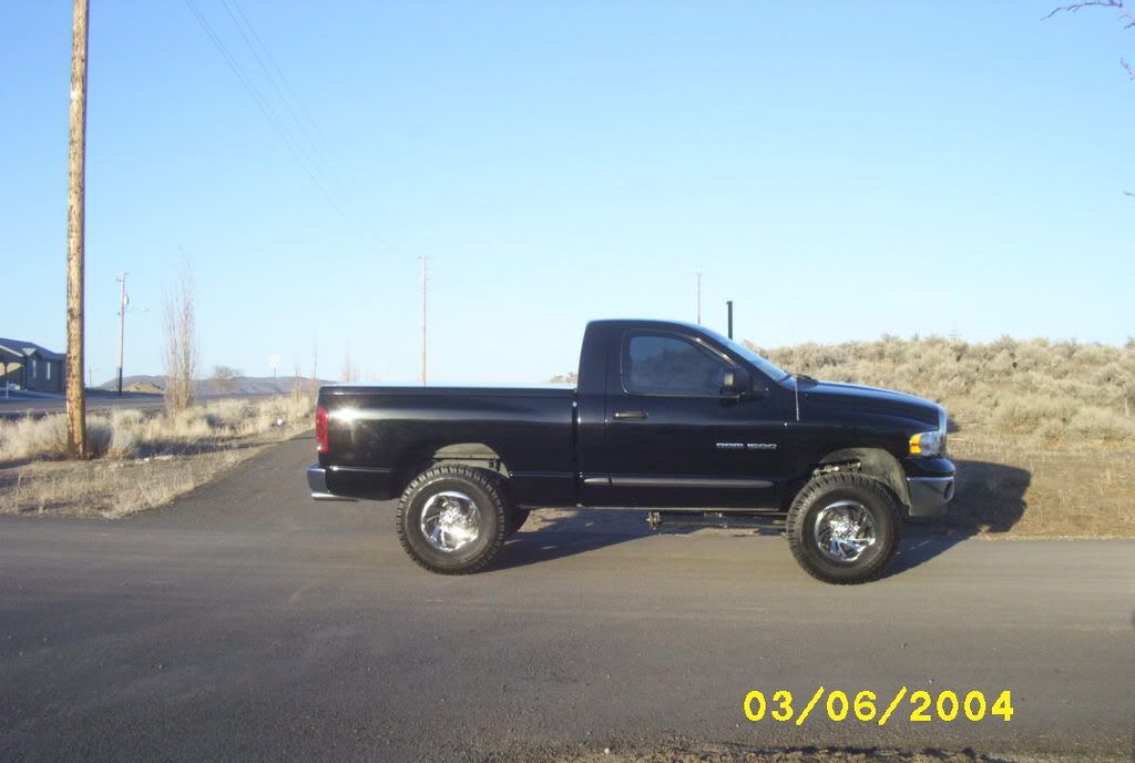 2004 Ford Bronco Concept. 1992 Ford Bronco, 2004 VW