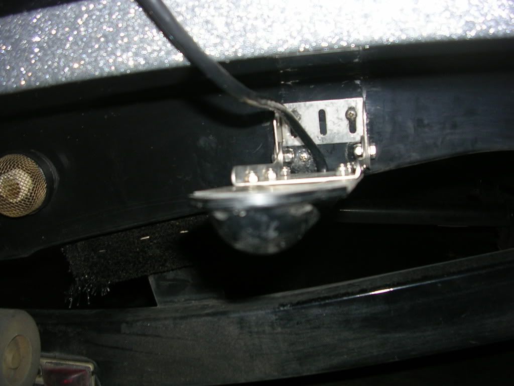 Mounting an LSS 2 tranducer on a Triton 186 with no jackplate (w/pictures)