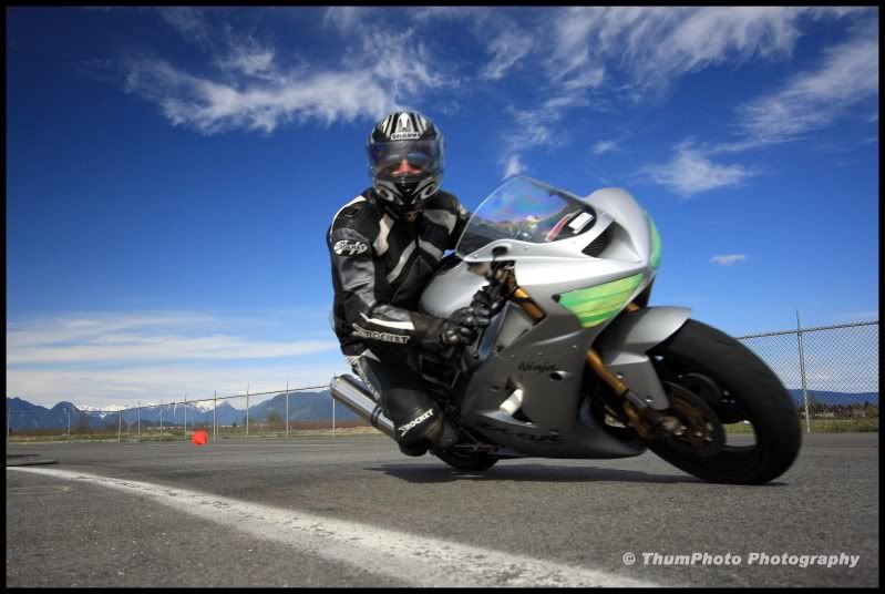 IMAGE: http://i251.photobucket.com/albums/gg304/thumphoto/April27th2009175600.jpg