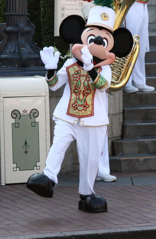 IMAGE: http://i251.photobucket.com/albums/gg304/thumphoto/California2007130.jpg