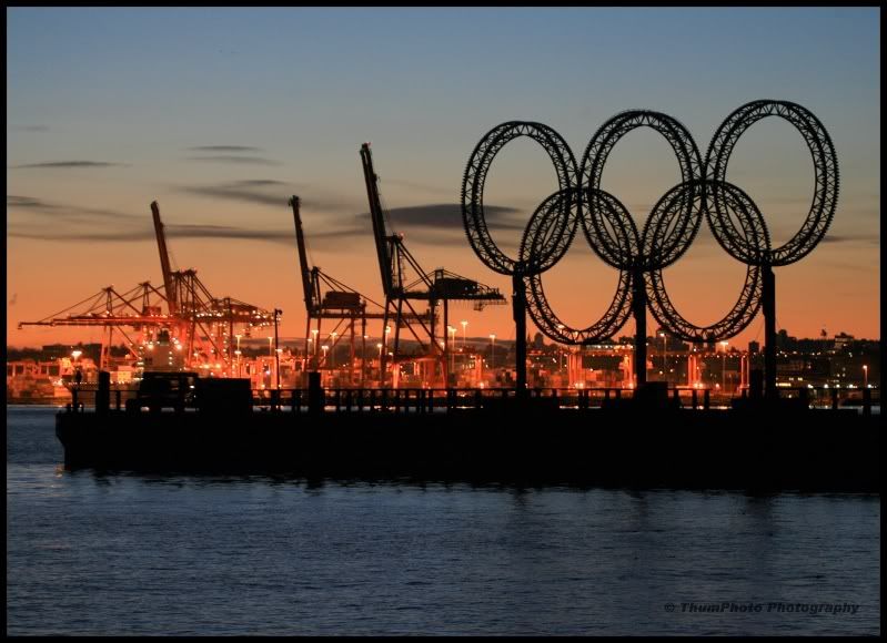 IMAGE: http://i251.photobucket.com/albums/gg304/thumphoto/Dec8th2009034.jpg