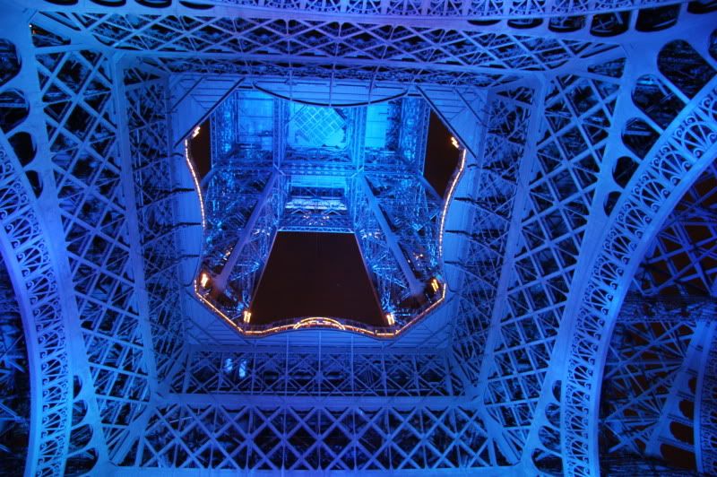 IMAGE: http://i251.photobucket.com/albums/gg304/thumphoto/Europe2008026.jpg