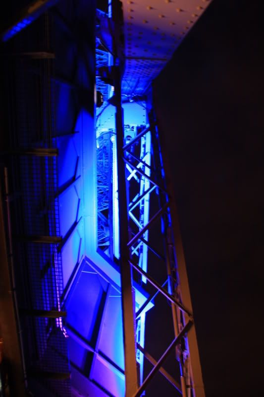 IMAGE: http://i251.photobucket.com/albums/gg304/thumphoto/Europe2008124.jpg