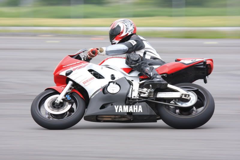 IMAGE: http://i251.photobucket.com/albums/gg304/thumphoto/June2nd692.jpg