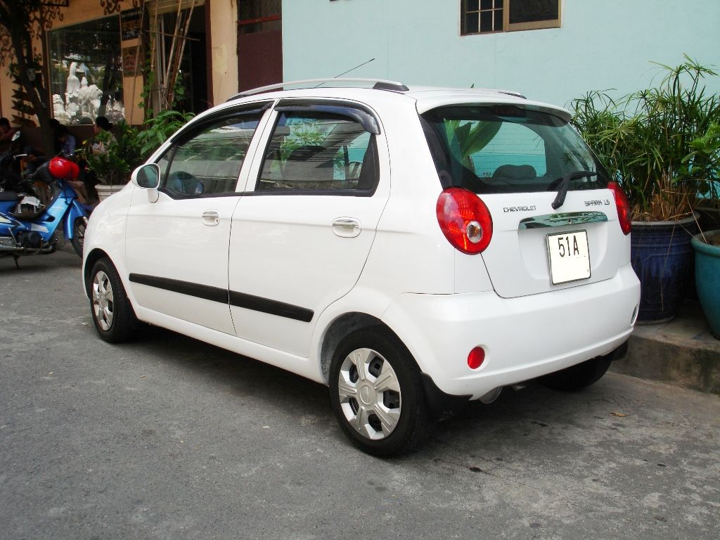Cần bán xe Chevrolet Spark cuối 2009 giá rẻ - 1